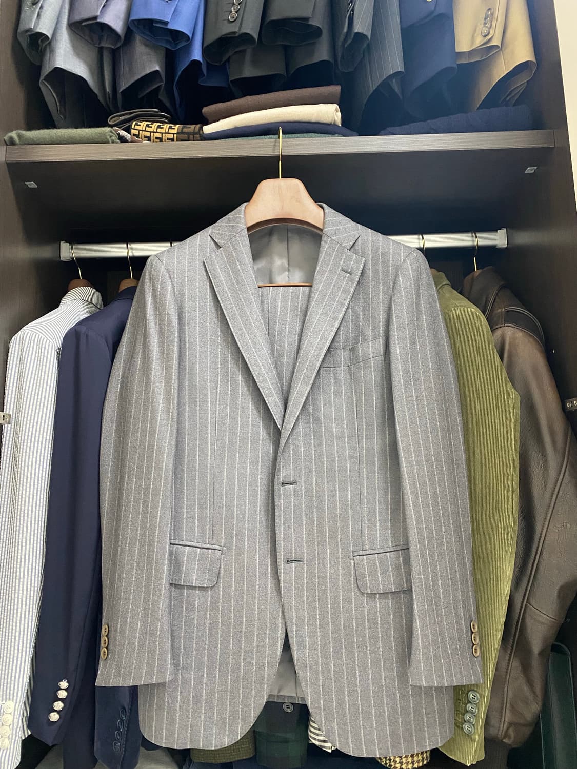 링자켓(Ring Jacket) 블랙라벨 그레이 스트라이프 수트(46) 상품이미지1