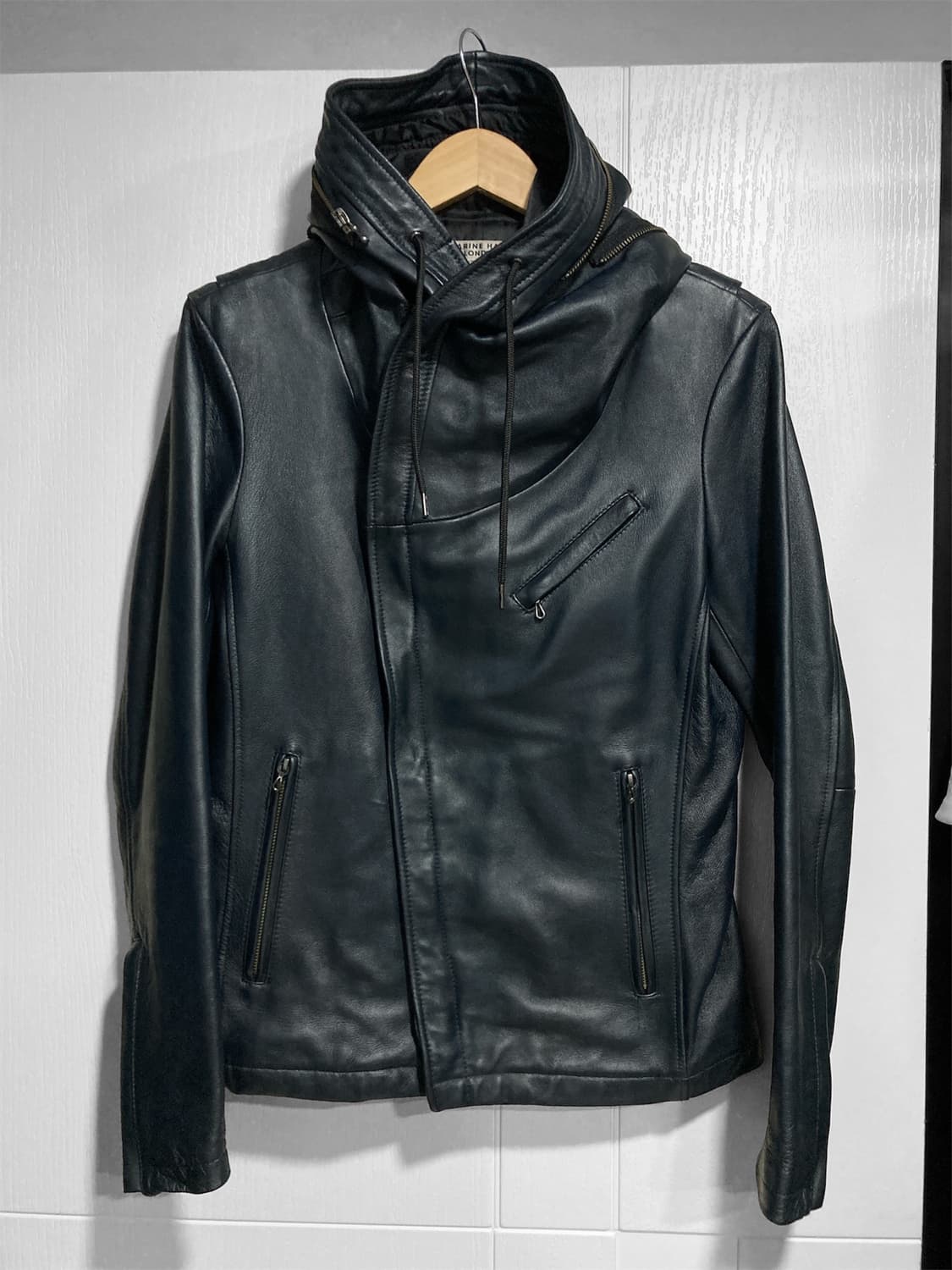 00s 캐서린햄넷 에일리언 후드 가죽 자켓 상품이미지1