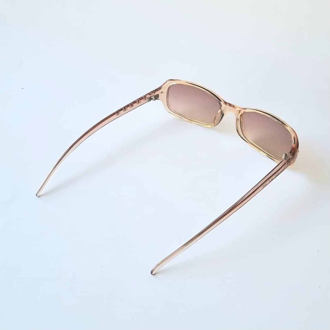 데드스탁  베이지 스퀘어 뿔테 선글라스 상품이미지8