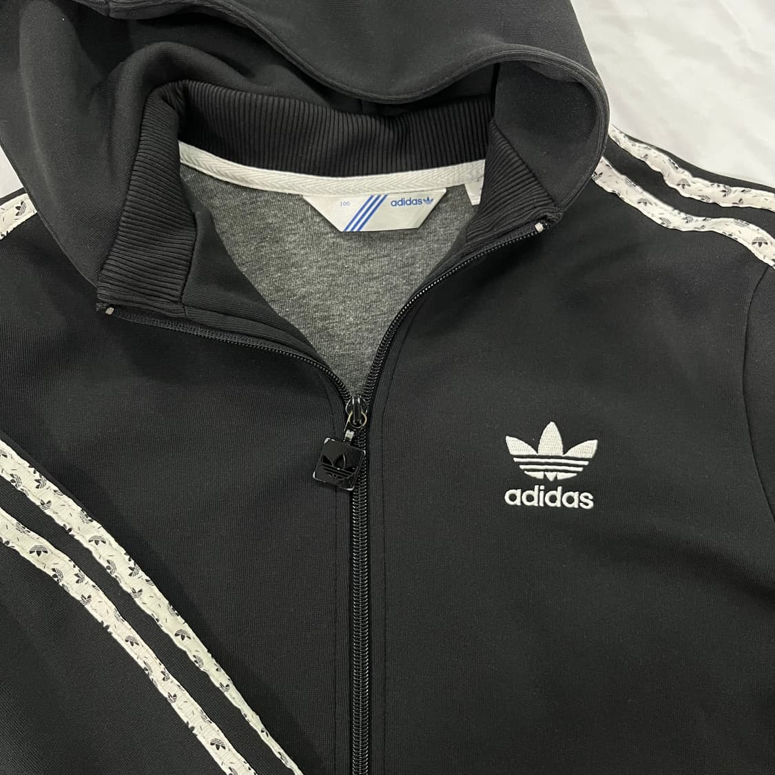 아디다스 트레포일 블랙 크롭 루드 트랙탑 져지 상품이미지2