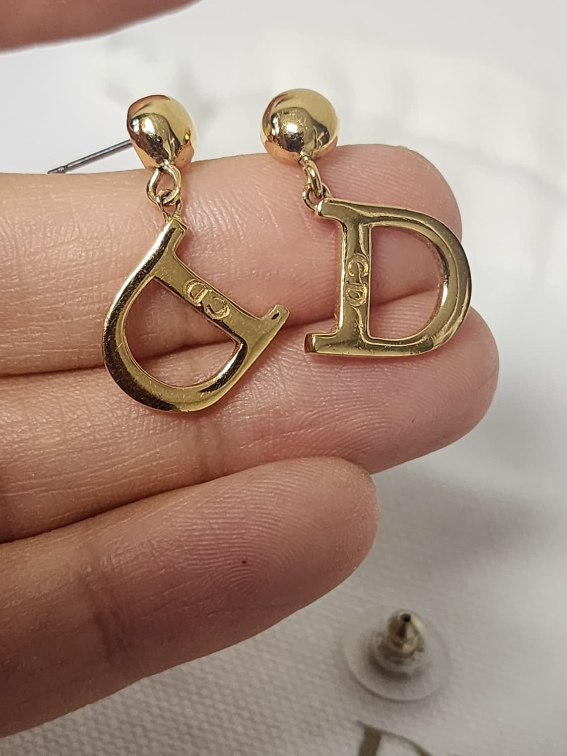 정품 디올 D 장식 골드 귀걸이  상품이미지6