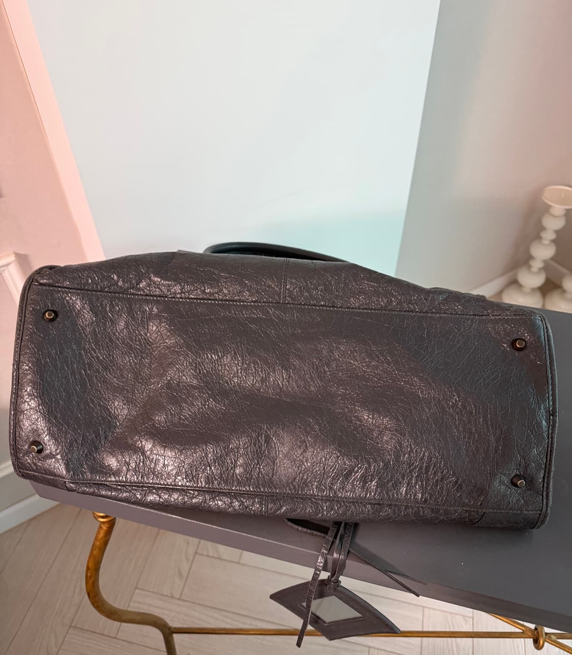 발렌시아가 모터백 딥그레이 라지 상품이미지5