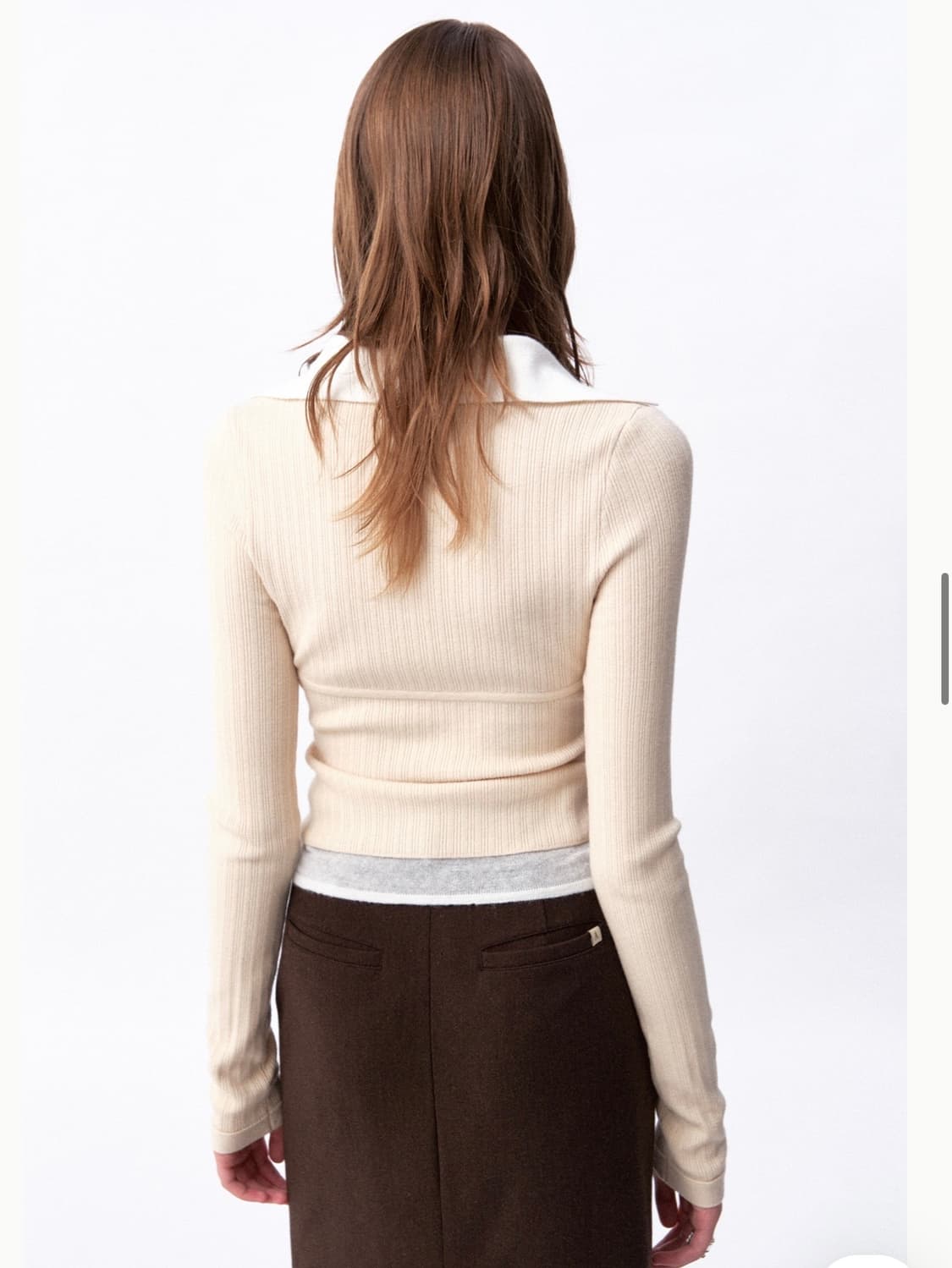 [새상품] 아비에무아 웨이브 레이어드 카라 니트 상품이미지3