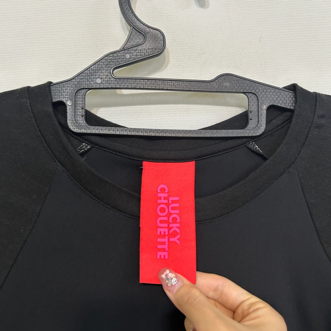 럭키슈에뜨 여성 티셔츠  상품이미지2