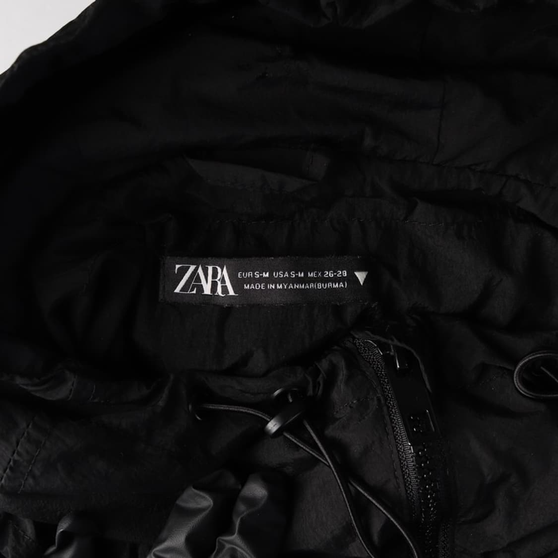 ZARA 블랙 오버핏 후드 롱 야상 S-M 상품이미지6