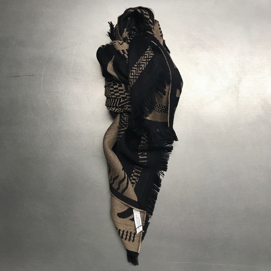 베르사체 메두사 머플러 브라운 상품이미지1