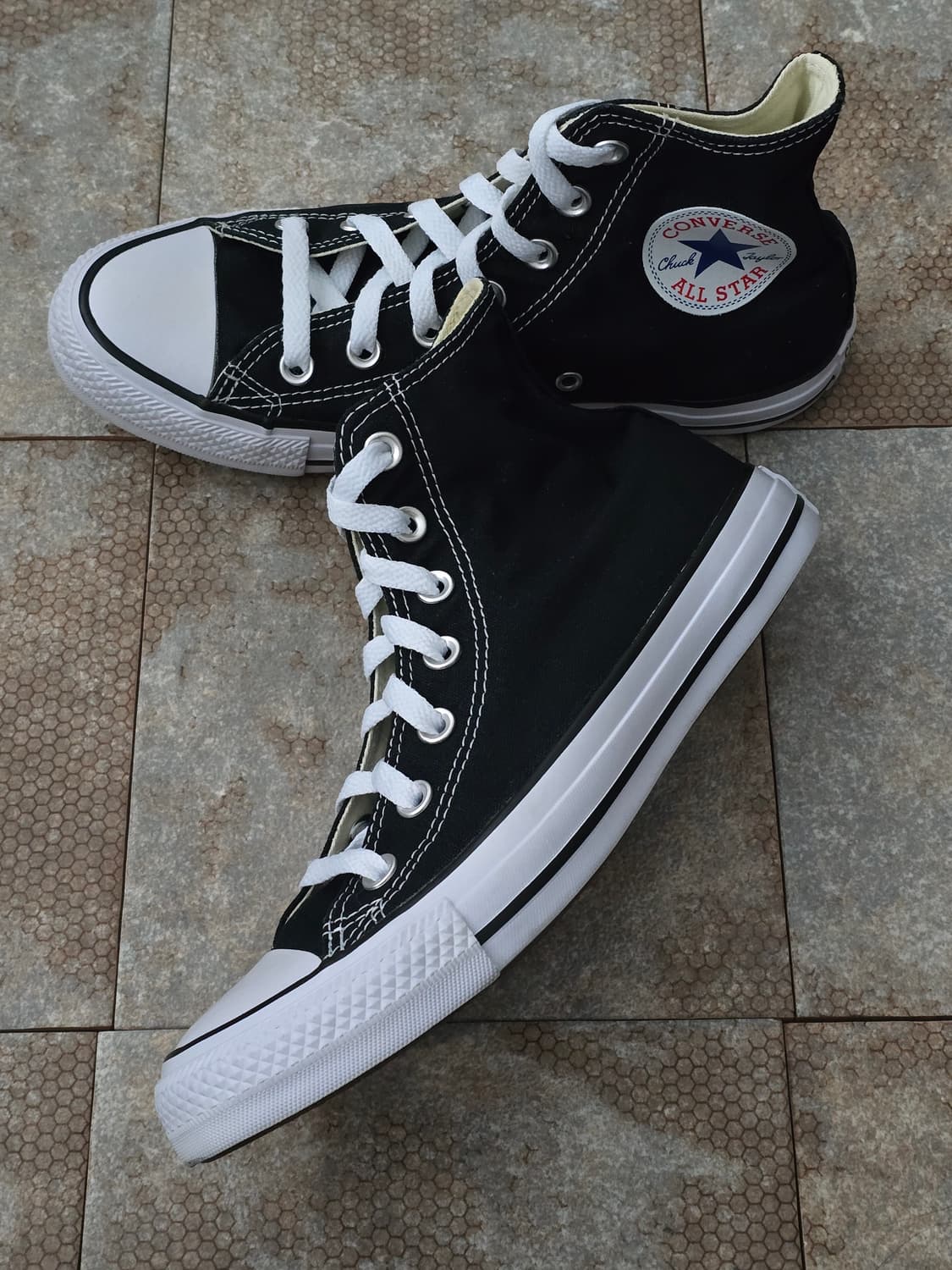 (245)컨버스 척테일러 올스타 하이 검흰  상품이미지3