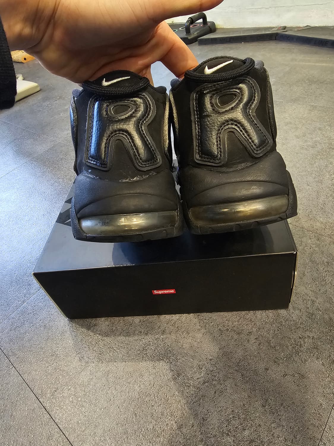 나이키 슈프림 업템포 260 상품이미지7