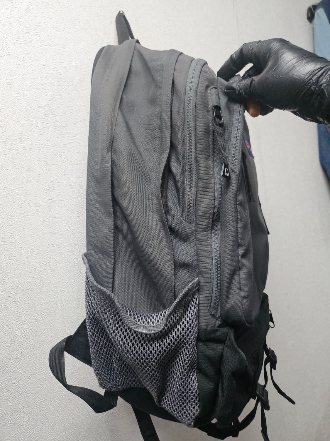 잔스포츠(Jansport) 엔보이 레트로 백팩 회색+검정 ( 33L ) 상품이미지2