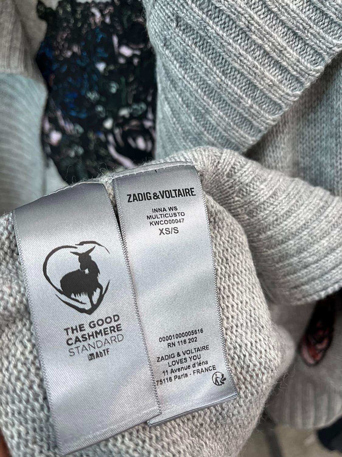 여) 쟈딕앤볼테르 캐시미어 자수 숄 가디건 상품이미지5