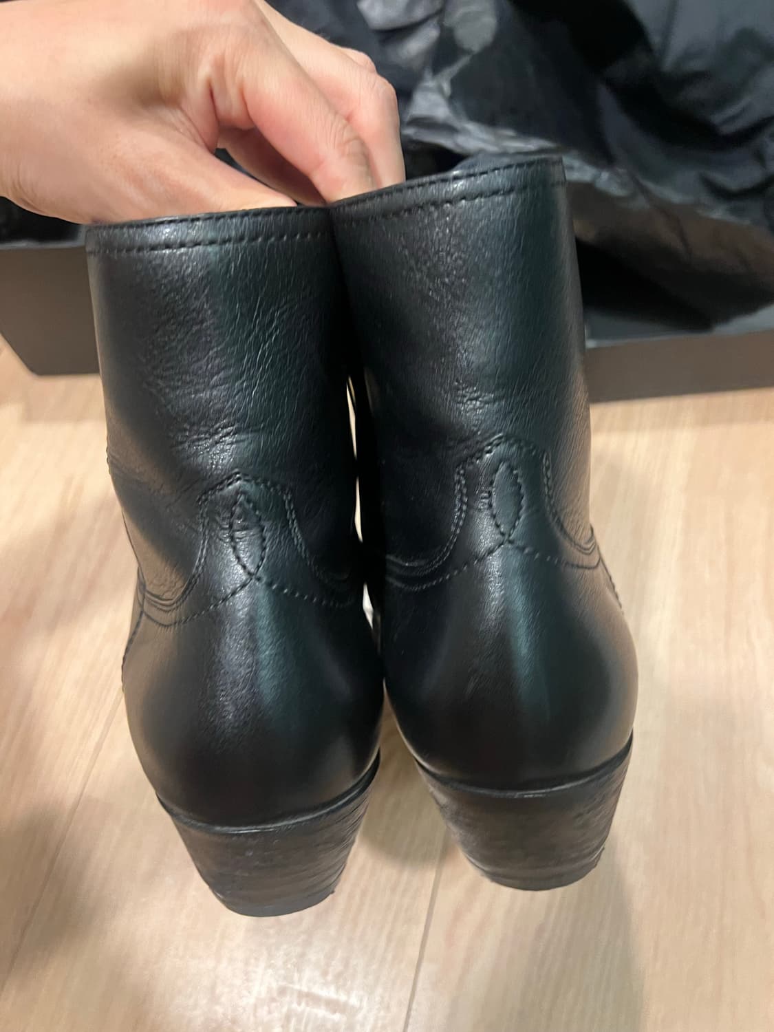 생로랑 레더 루카스 부츠 상품이미지4