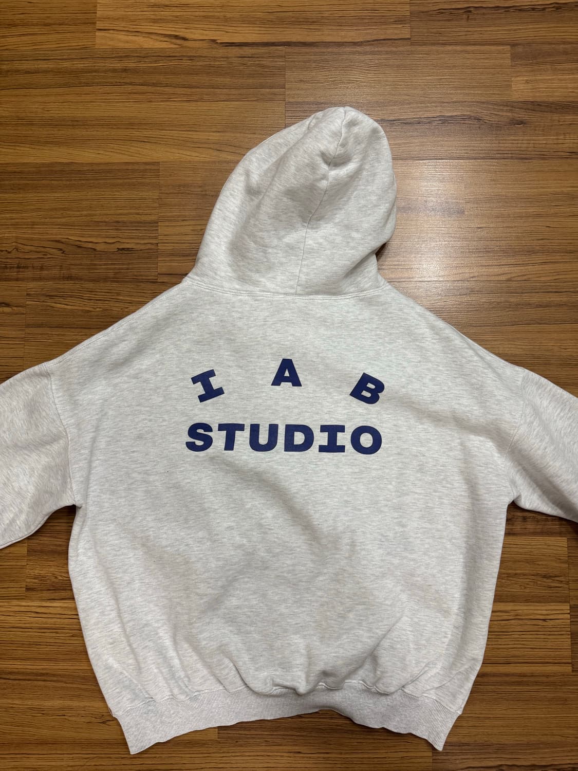 아이앱 스투디오 라이트 그레이 XL 상품이미지2