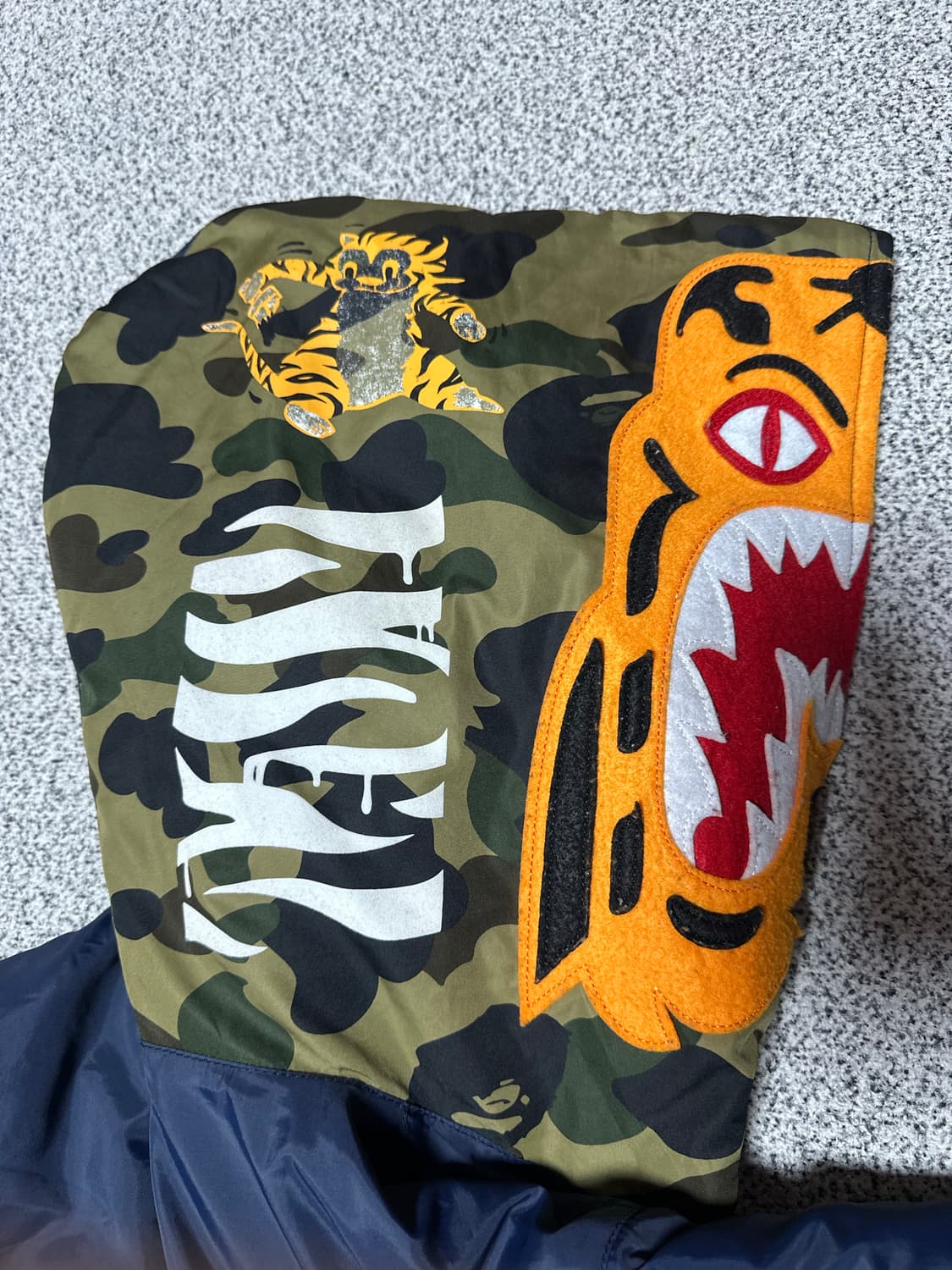 [M] 베이프 점퍼 네이비 상품이미지3