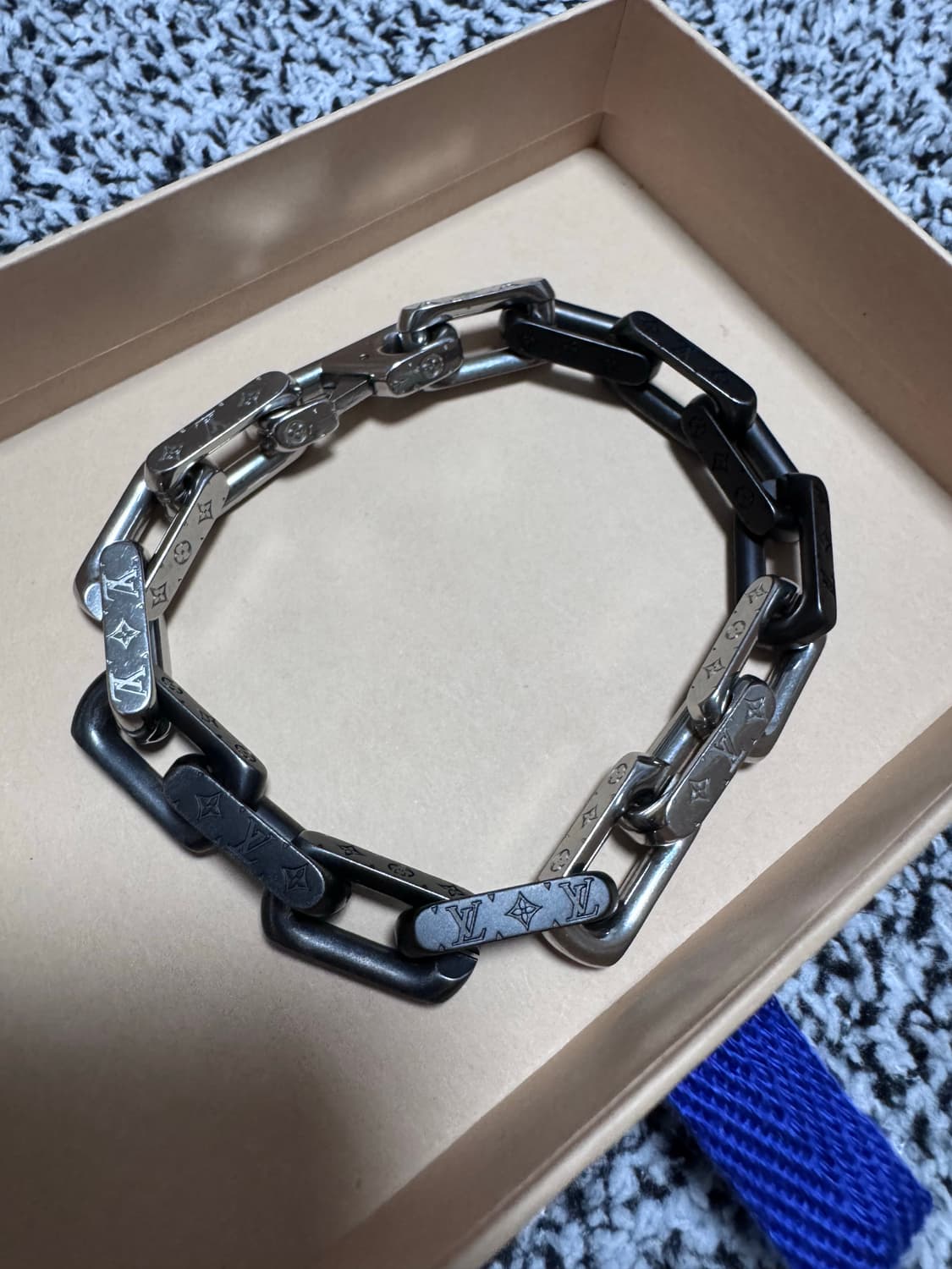 루이비통 버질아블로 체인 팔찌 블랙 실버 L사이즈 상품이미지3