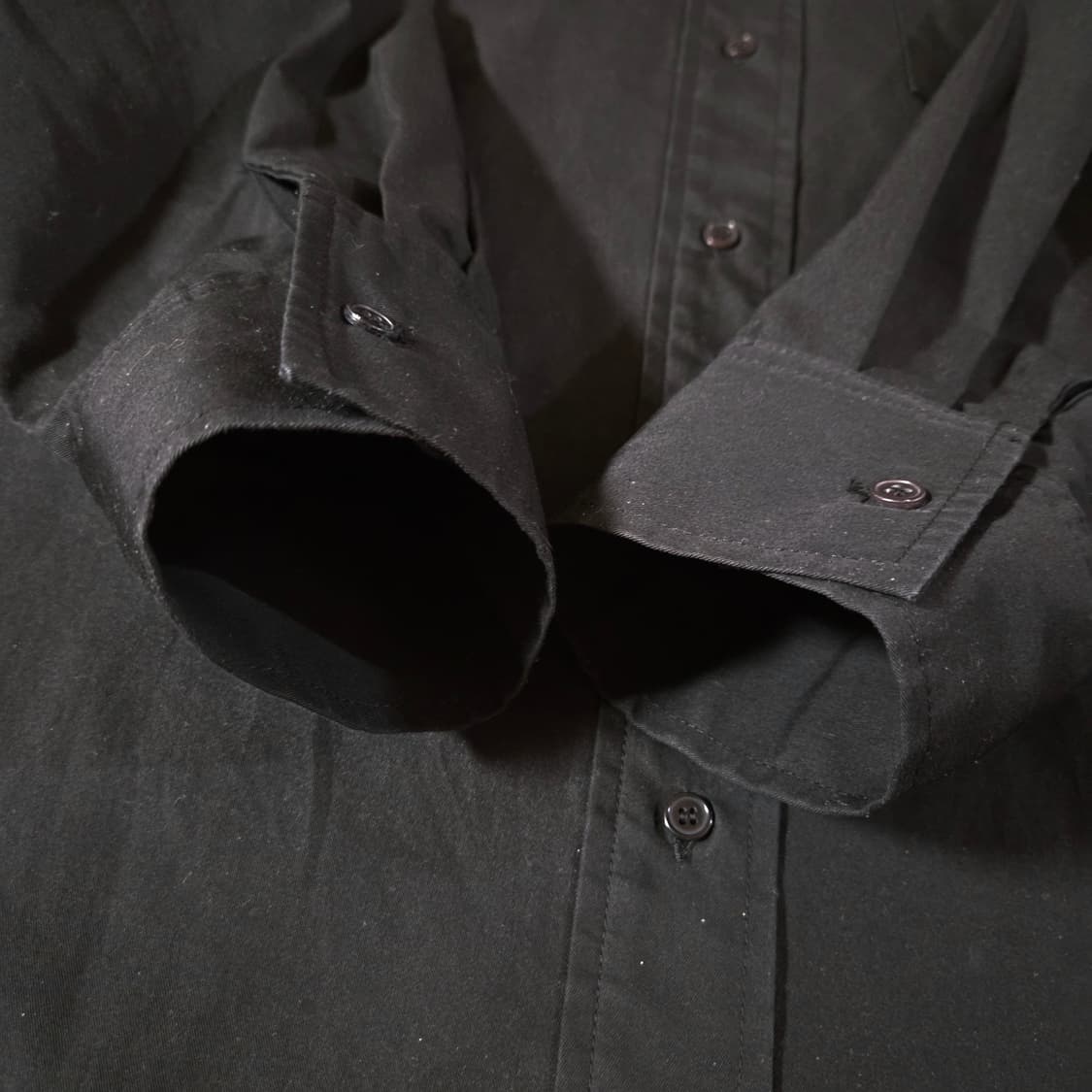 킨더살몬 블랙 셔츠 상품이미지4