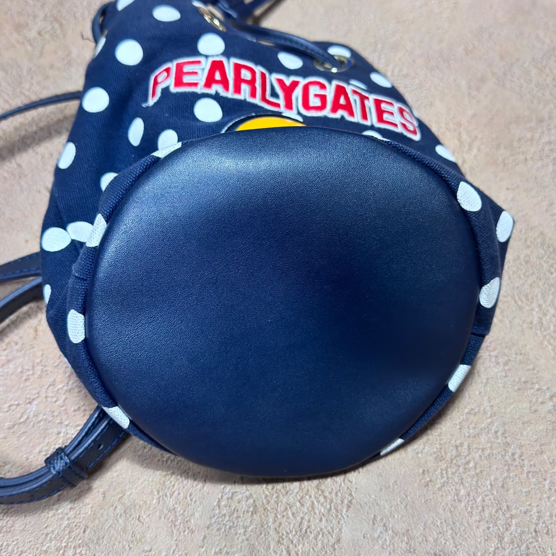 바배) 파리게이츠 스마일 로고 숄더백 상품이미지3