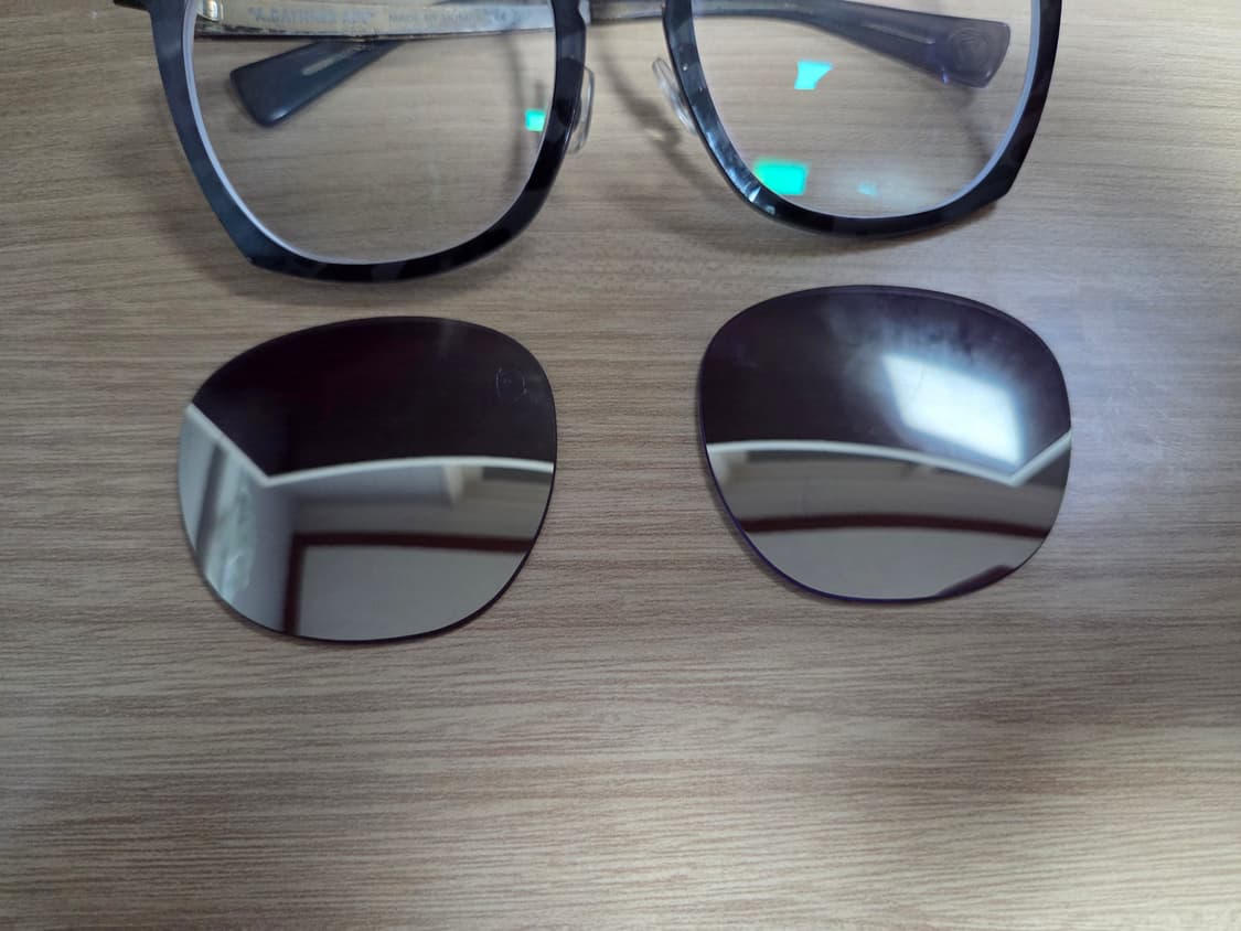 베이프 금장 선글라스 상품이미지6