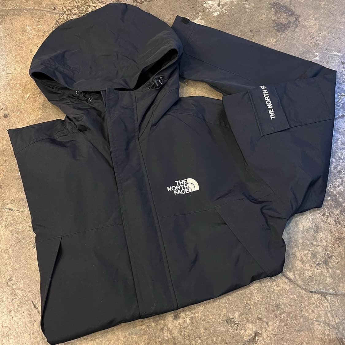 Northface Windbreaker 상품이미지1
