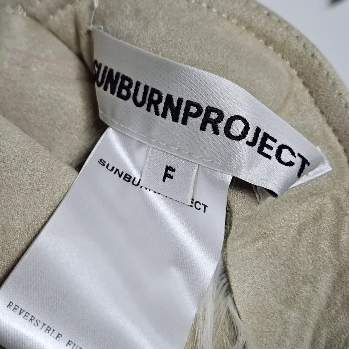 SUNBURN PROJECT 썬번프로젝트 리버서블 퍼 무스탕 25FW 상품이미지9