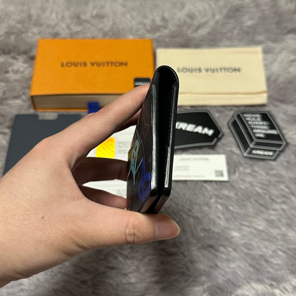 [한정판] 루이비통 이클립스 라이츠 오거나이저 카드지갑 멀티컬러 상품이미지5