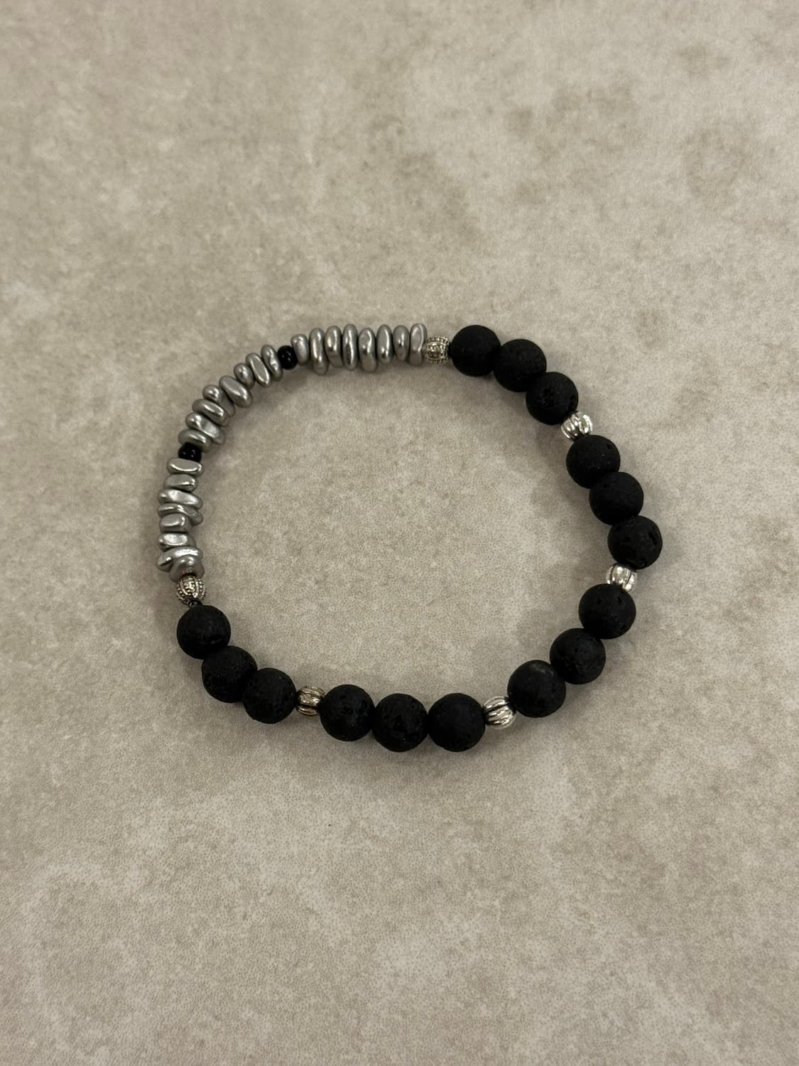 화산석 헤마타이트 팔찌 상품이미지1