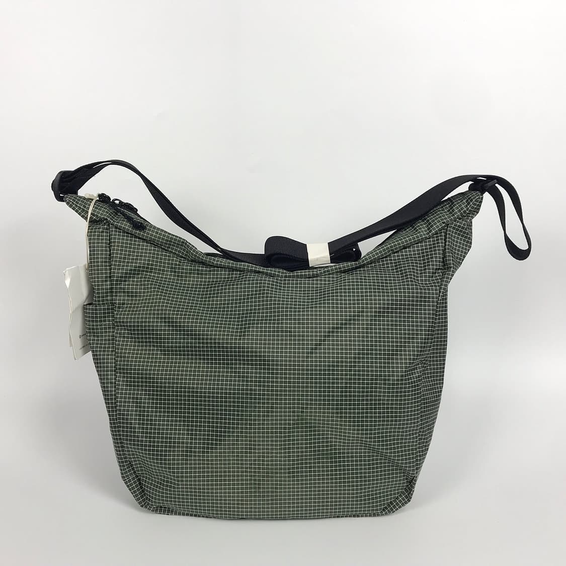 코오롱스포츠 체크 크로스백 가방 새상품 상품이미지5