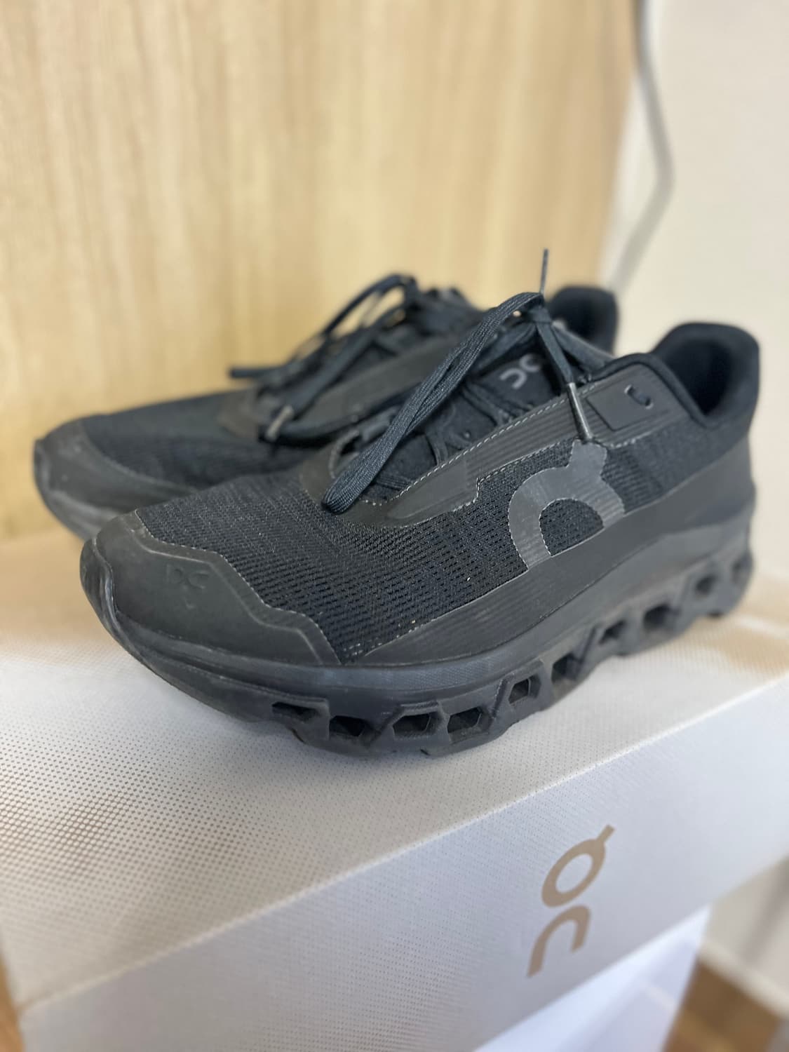 [265] 온러닝 클라우드몬스터 보이드 상품이미지1