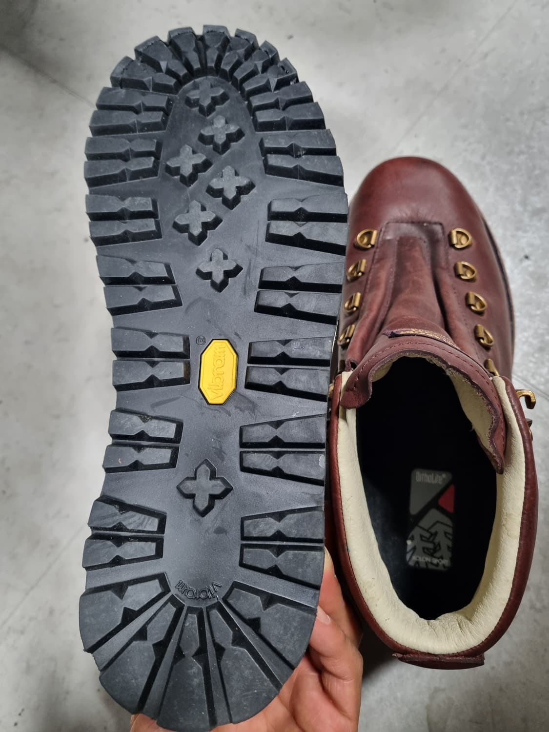 코오롱 스포츠 남성 통가죽 등산화  상품이미지4