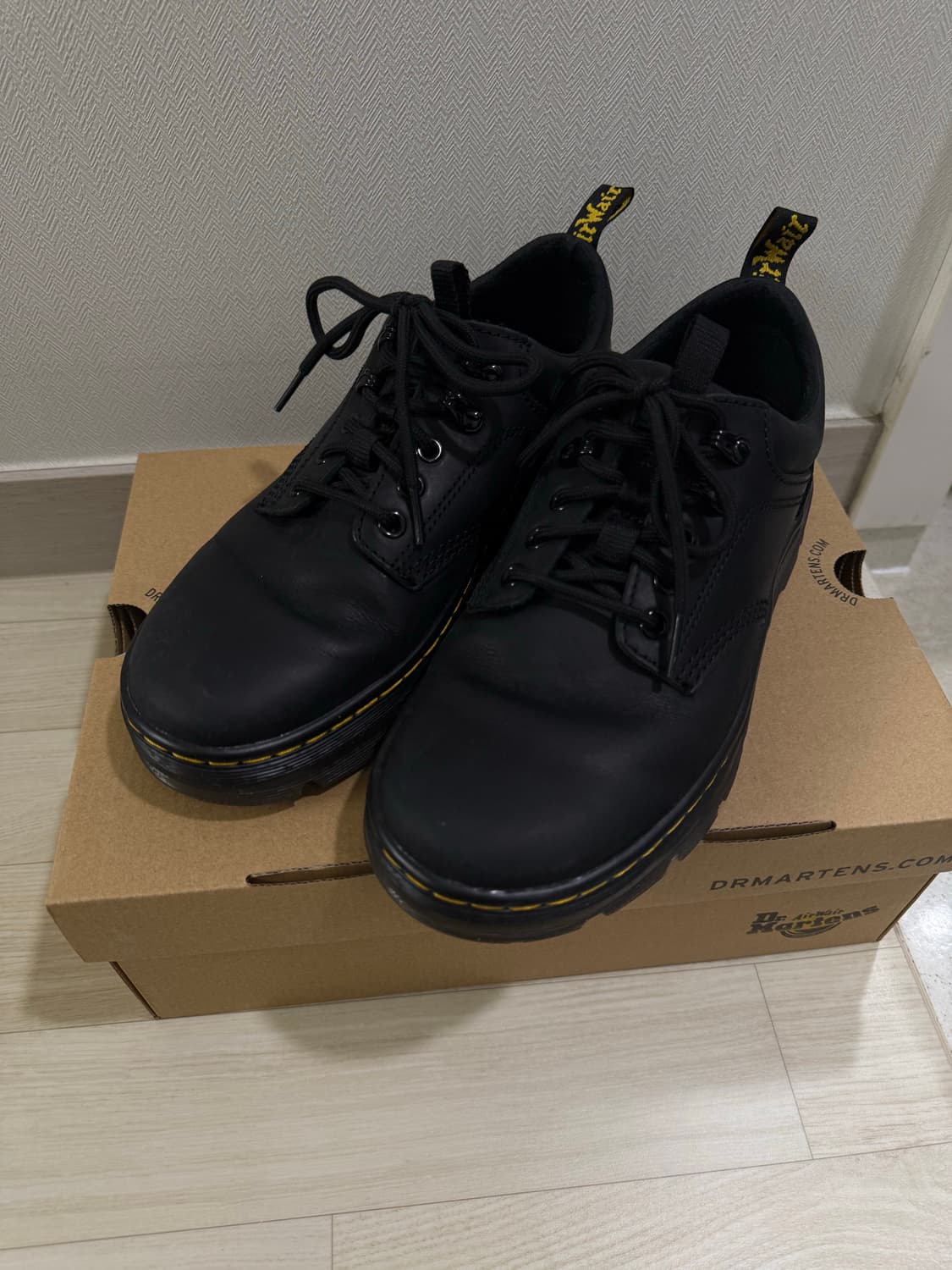 닥터마틴 리더 블랙 상품이미지2