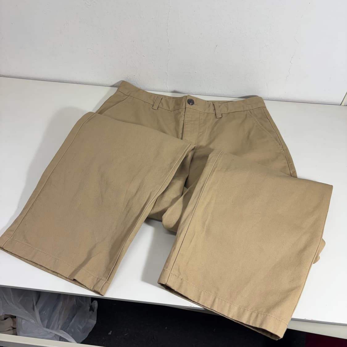 32 무신사스탠다드 무탠다드 베이지 세미와이드 치노팬츠 상품이미지3