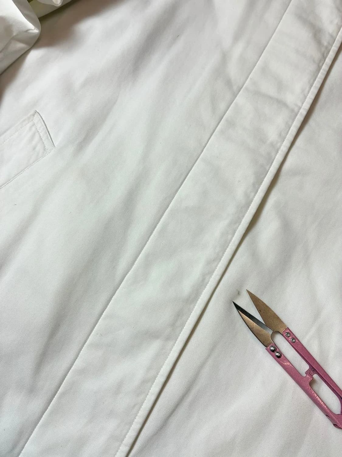 버버리 90's 백 자수로고 트렌치 코트 PN7548 상품이미지7