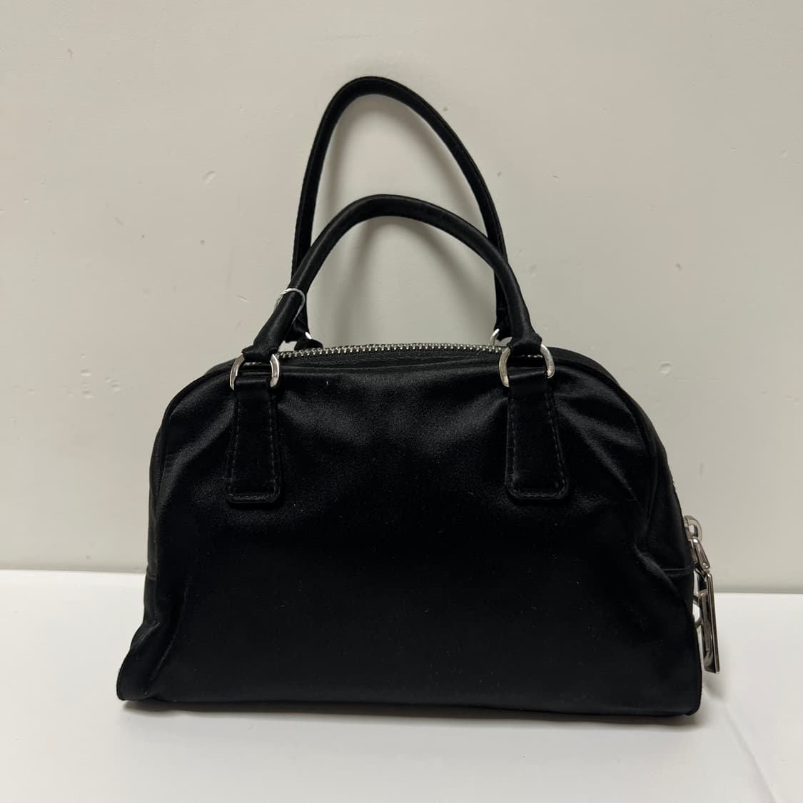 PRADA 프라다 미니 볼링백 상품이미지6
