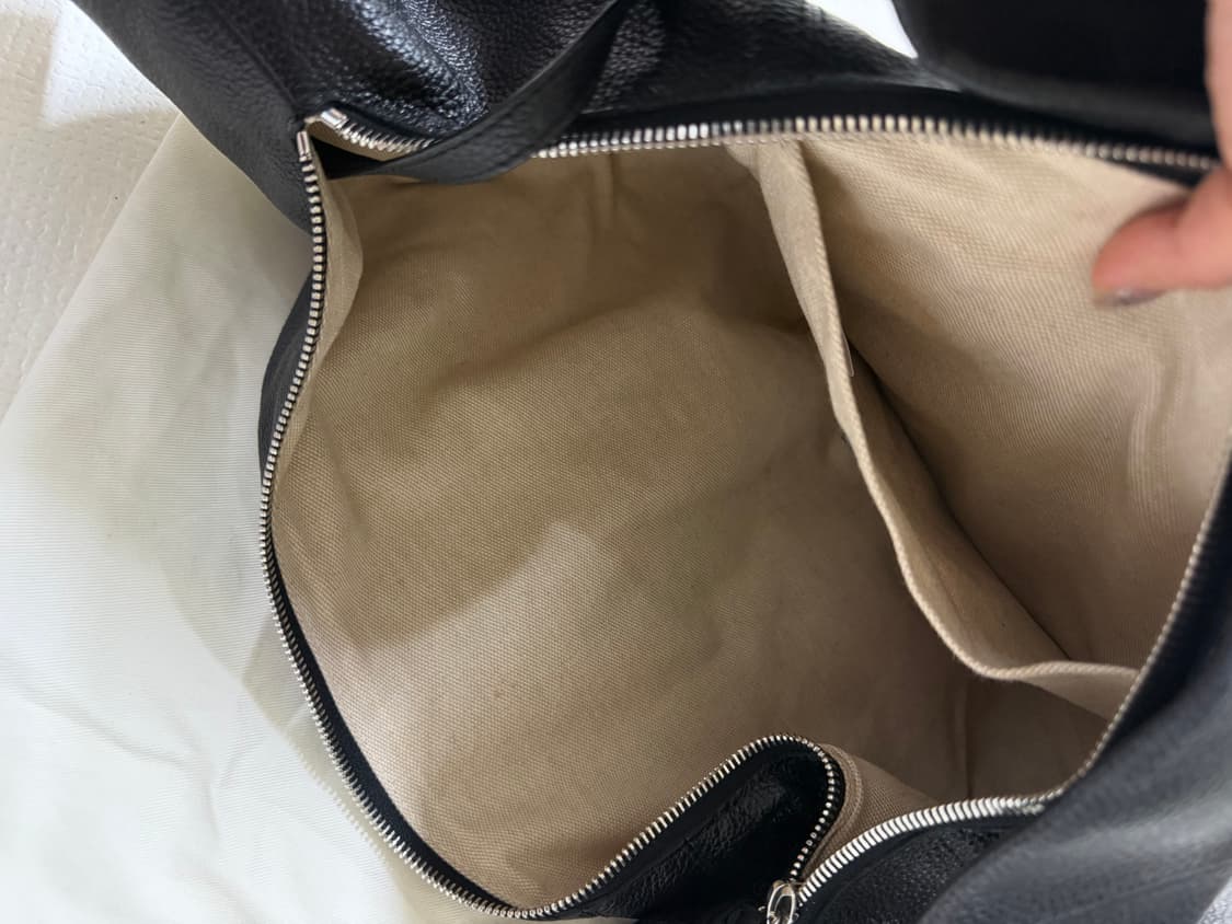 르메르 소프트그레인드 범백 라지 블랙 상품이미지6