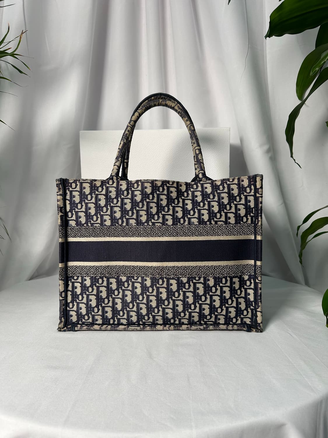 디올 오블리크 북토트 미디움  상품이미지5