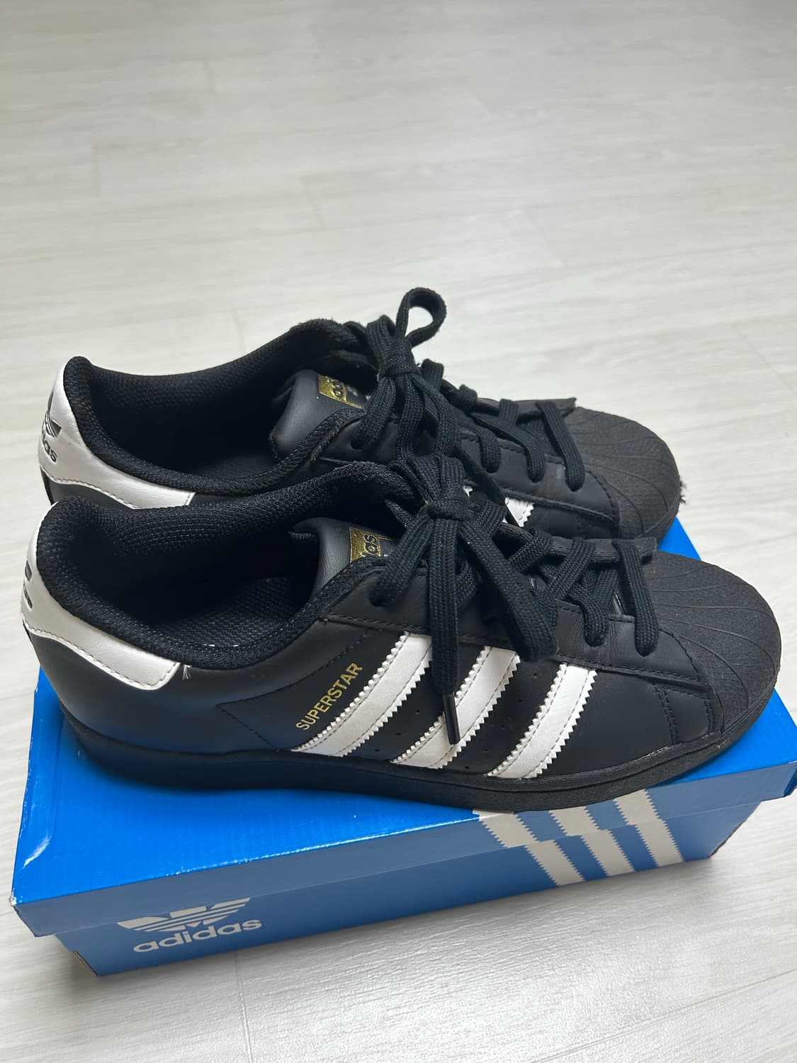 아디다스 슈퍼스타 245 상품이미지3