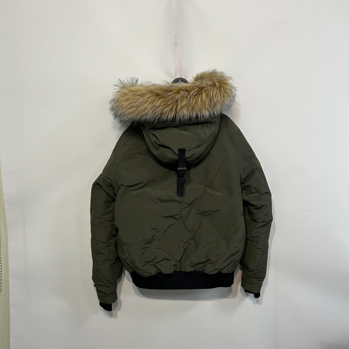 내셔널지오그래픽 남성 타루가 다운 패딩 95 상품이미지2