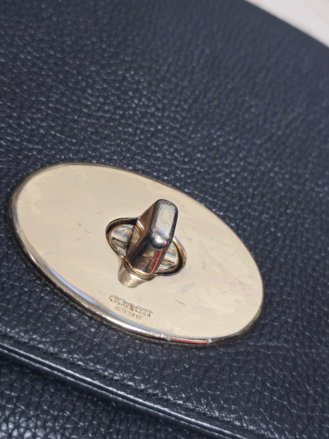 코치 크로스백 상품이미지3