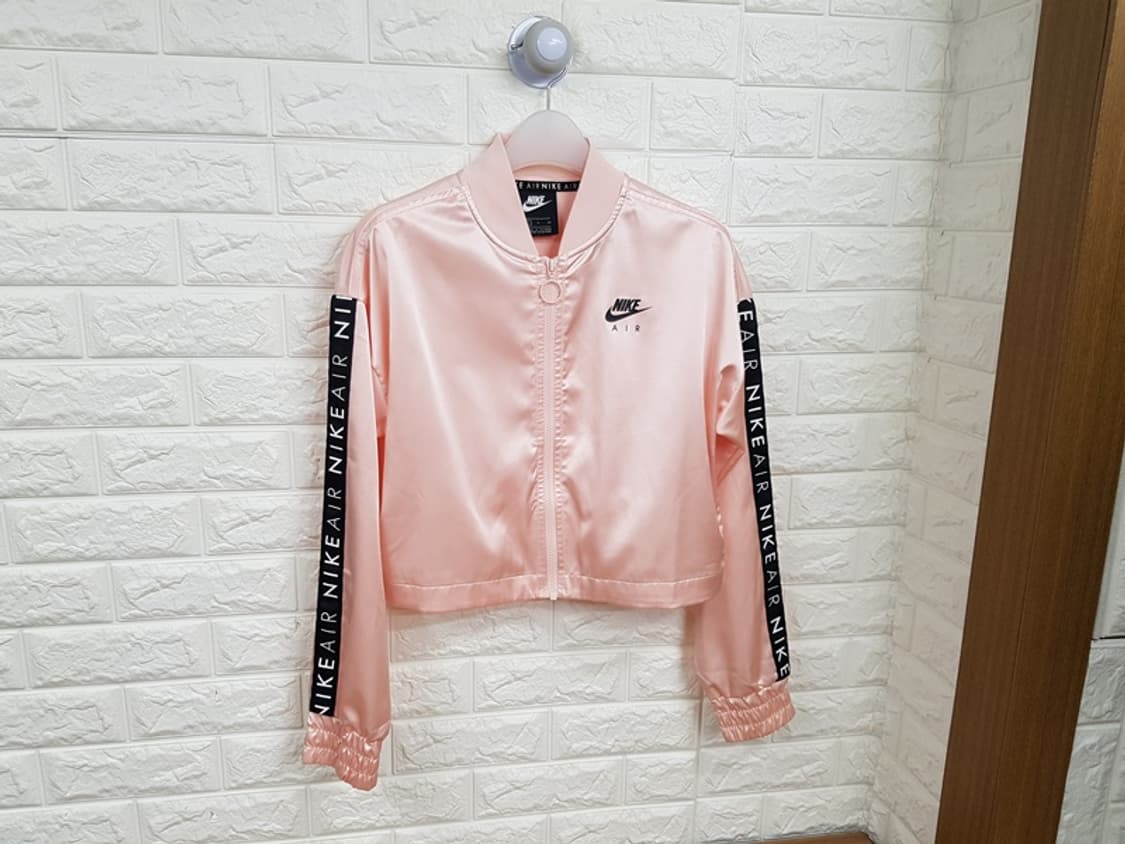 나이키 에어 숏자켓 S 55(사틴 트랙 자켓 페일 핑크 BV4780-68 상품이미지1