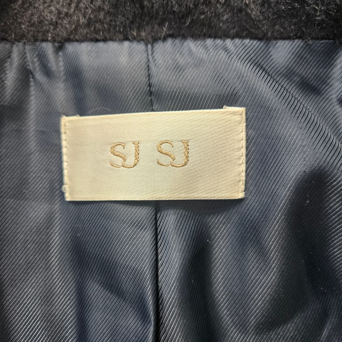 76-90-155 한섬SJSJ 블랙 코트 0309Y 상품이미지3