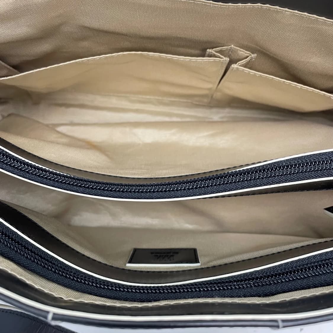 이세이 미야케 아카이브 아임 프로덕트 인트레치아토 토트백 상품이미지8