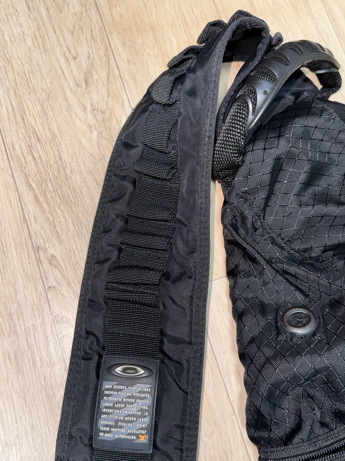 오클리 00s 슬링백  상품이미지3