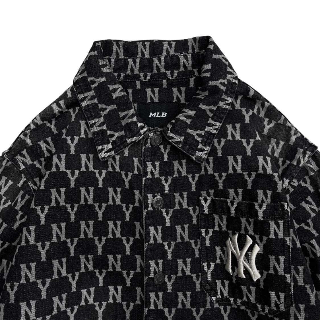 MLB 양키즈 모노그램 차콜 데님 자켓 M ( 현재 무신사 199000원 상품이미지4