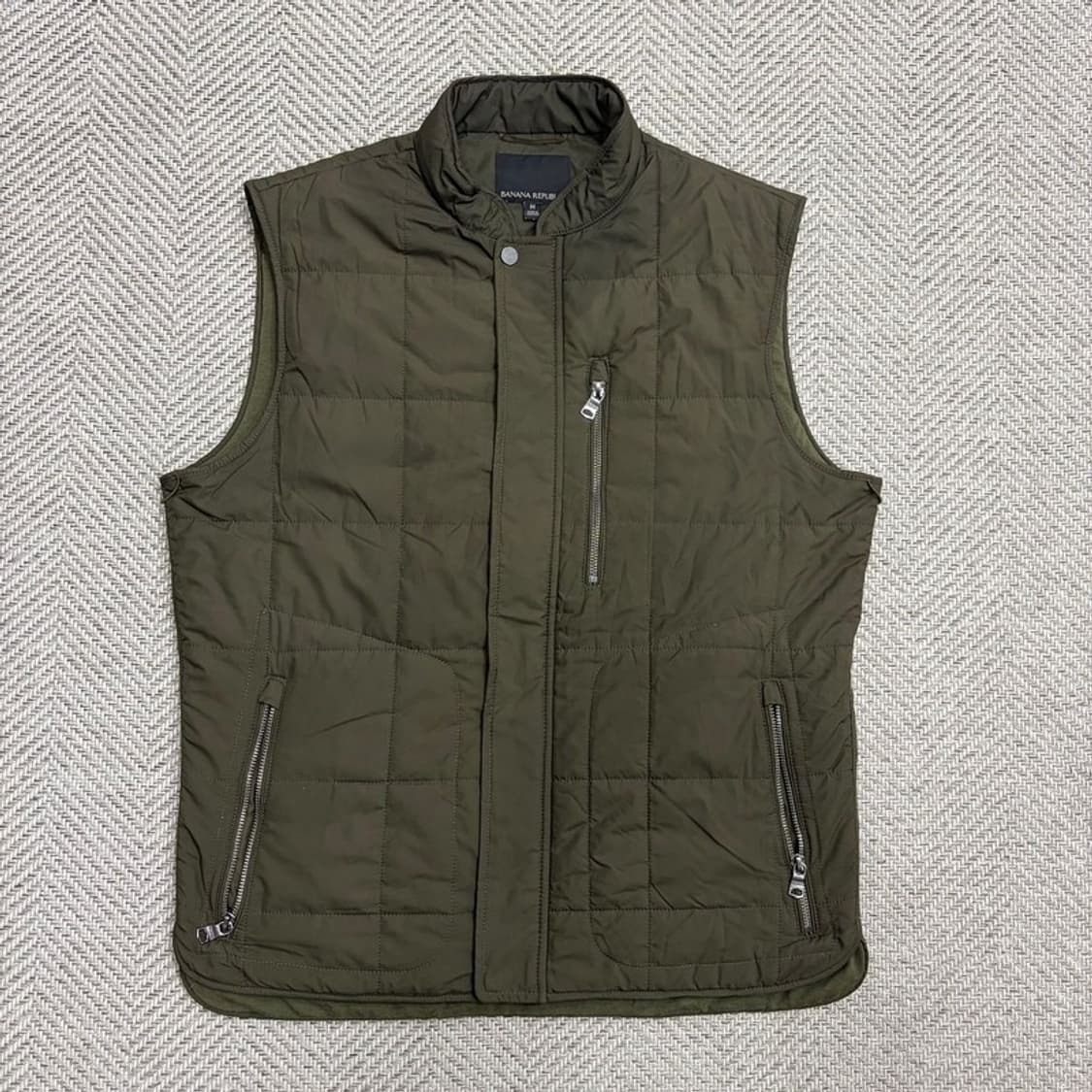 바나나리퍼블릭 경량패딩 베스트 v1847 상품이미지1