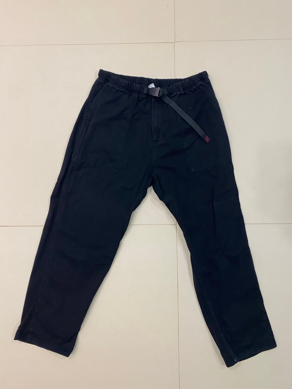 (아시아L) 그라미치 루즈 테이퍼드 팬츠 블랙 상품이미지1