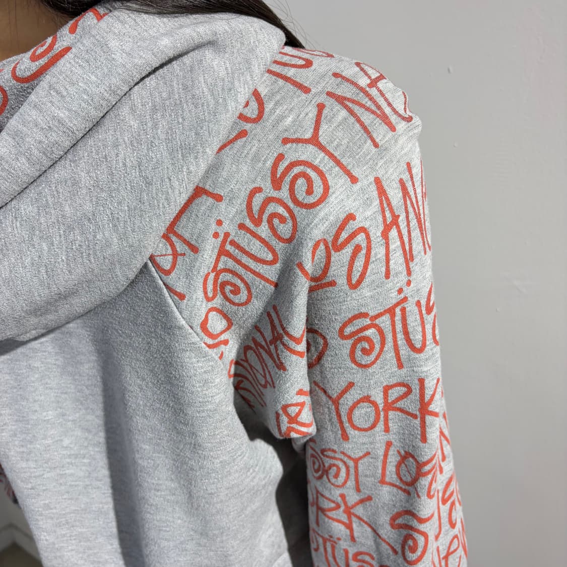 스투시 크롭 프린팅 후드티 상품이미지6