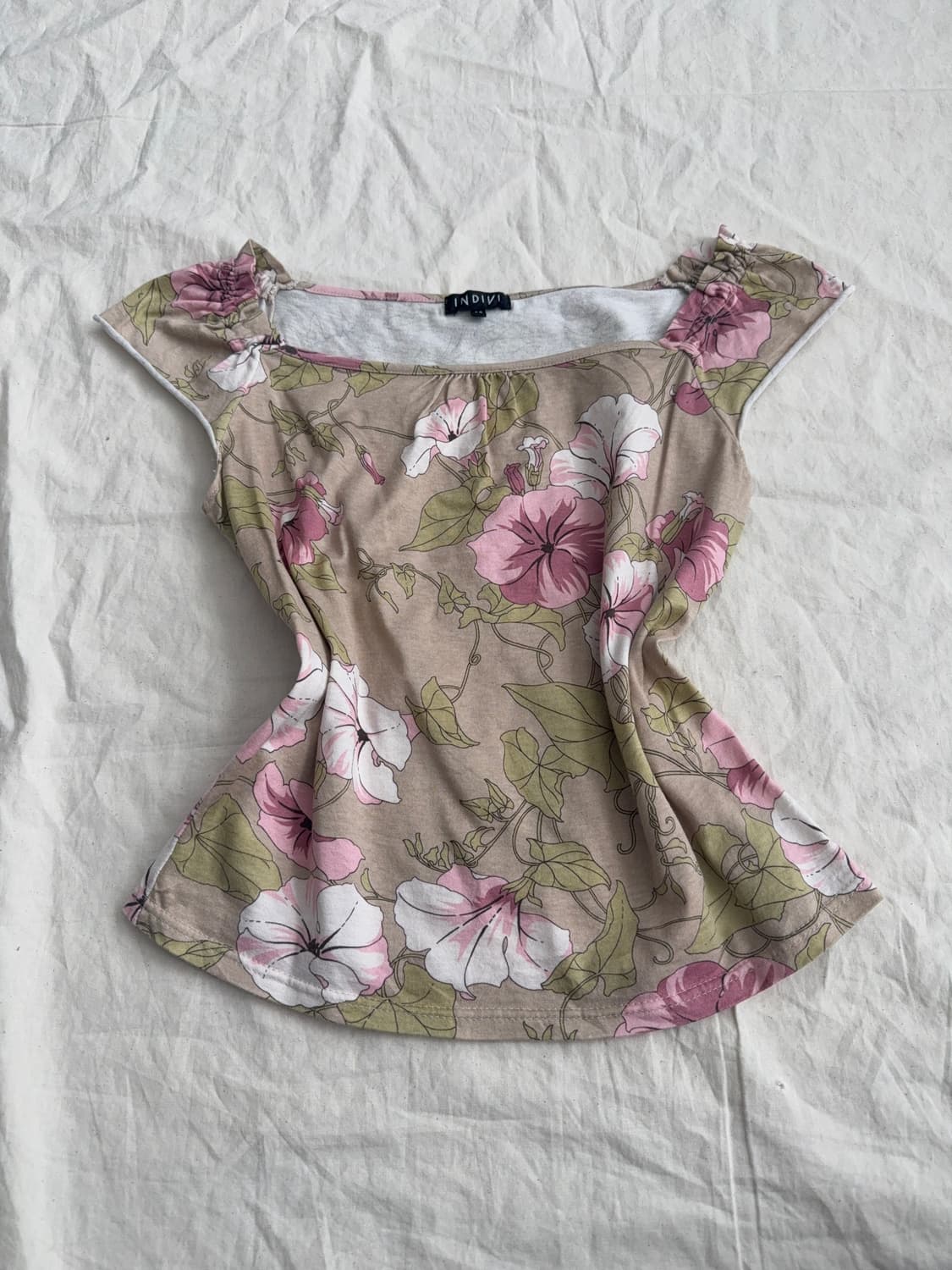 플로랄 페어리 오리엔탈 오프숄더 반팔탑 상품이미지1