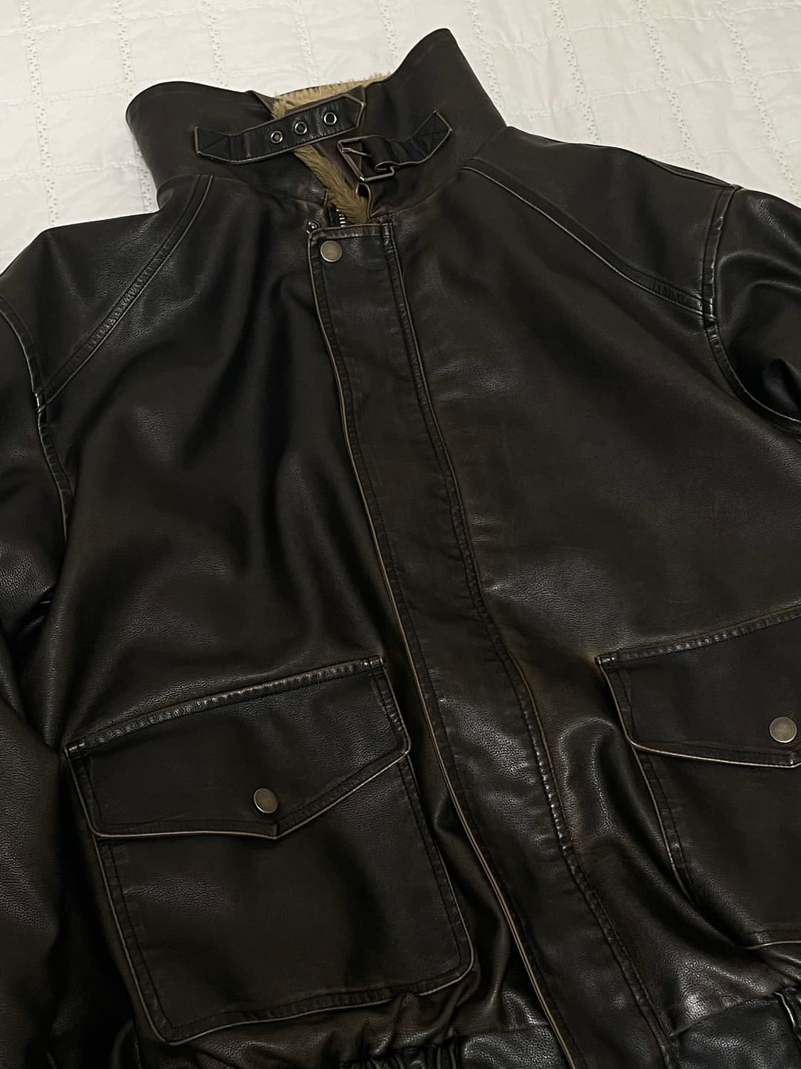 라우코하우스 라이닝 무스탕 자켓 딥브라운 상품이미지2