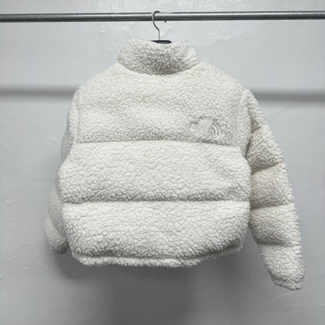 노스페이스 쉐르파 눕시 패딩 상품이미지2