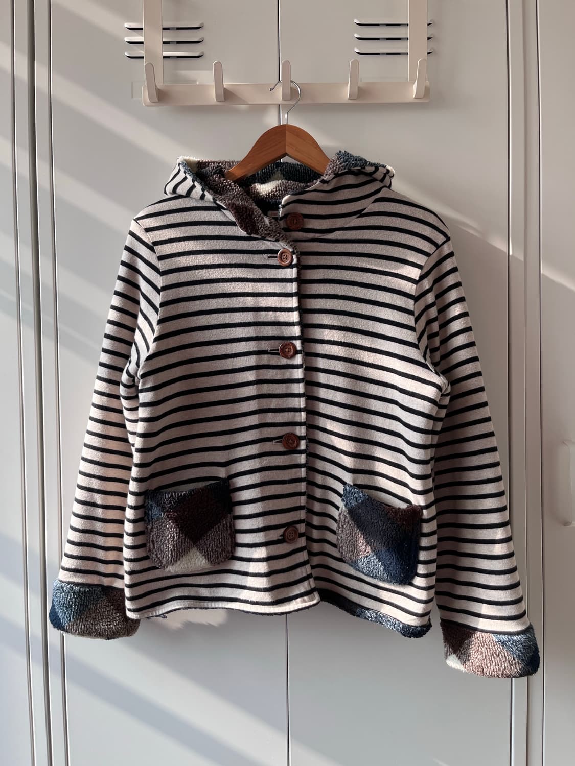 Final Decision 스트라이프 양털 후드 집업 점퍼  상품이미지3