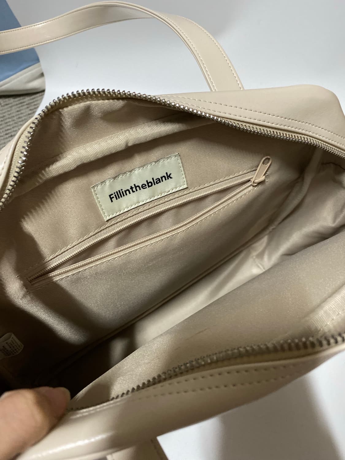 필인더블랭크 숄더백 상품이미지4